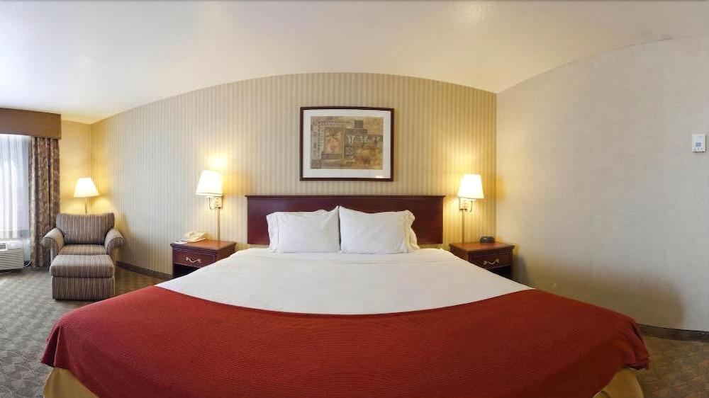 Holiday Inn Express Hotel & Suites Henderson - Traffic Star By Ihg Εξωτερικό φωτογραφία