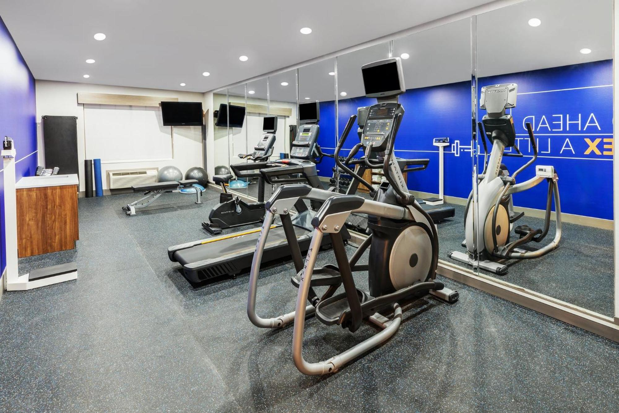 Holiday Inn Express Hotel & Suites Henderson - Traffic Star By Ihg Εξωτερικό φωτογραφία