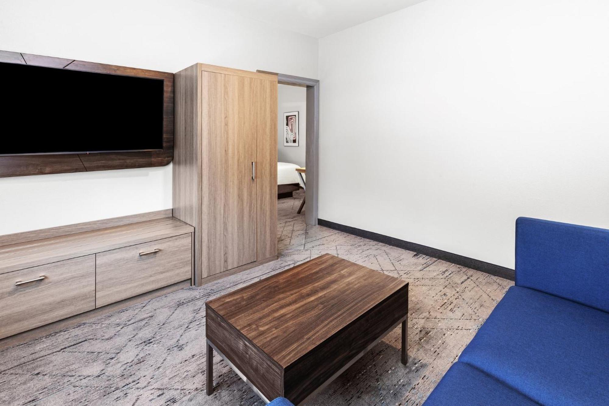 Holiday Inn Express Hotel & Suites Henderson - Traffic Star By Ihg Εξωτερικό φωτογραφία