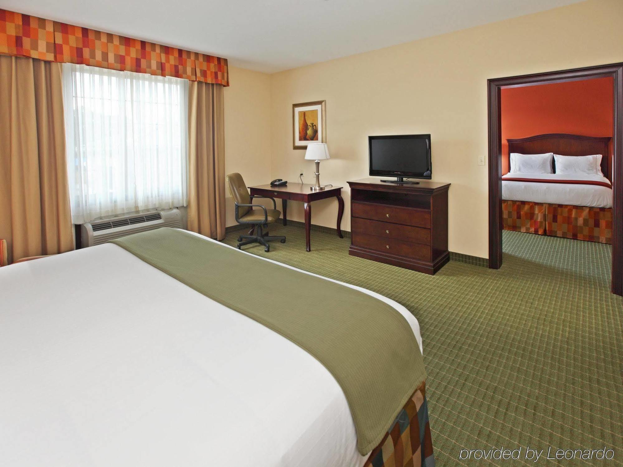 Holiday Inn Express Hotel & Suites Henderson - Traffic Star By Ihg Δωμάτιο φωτογραφία