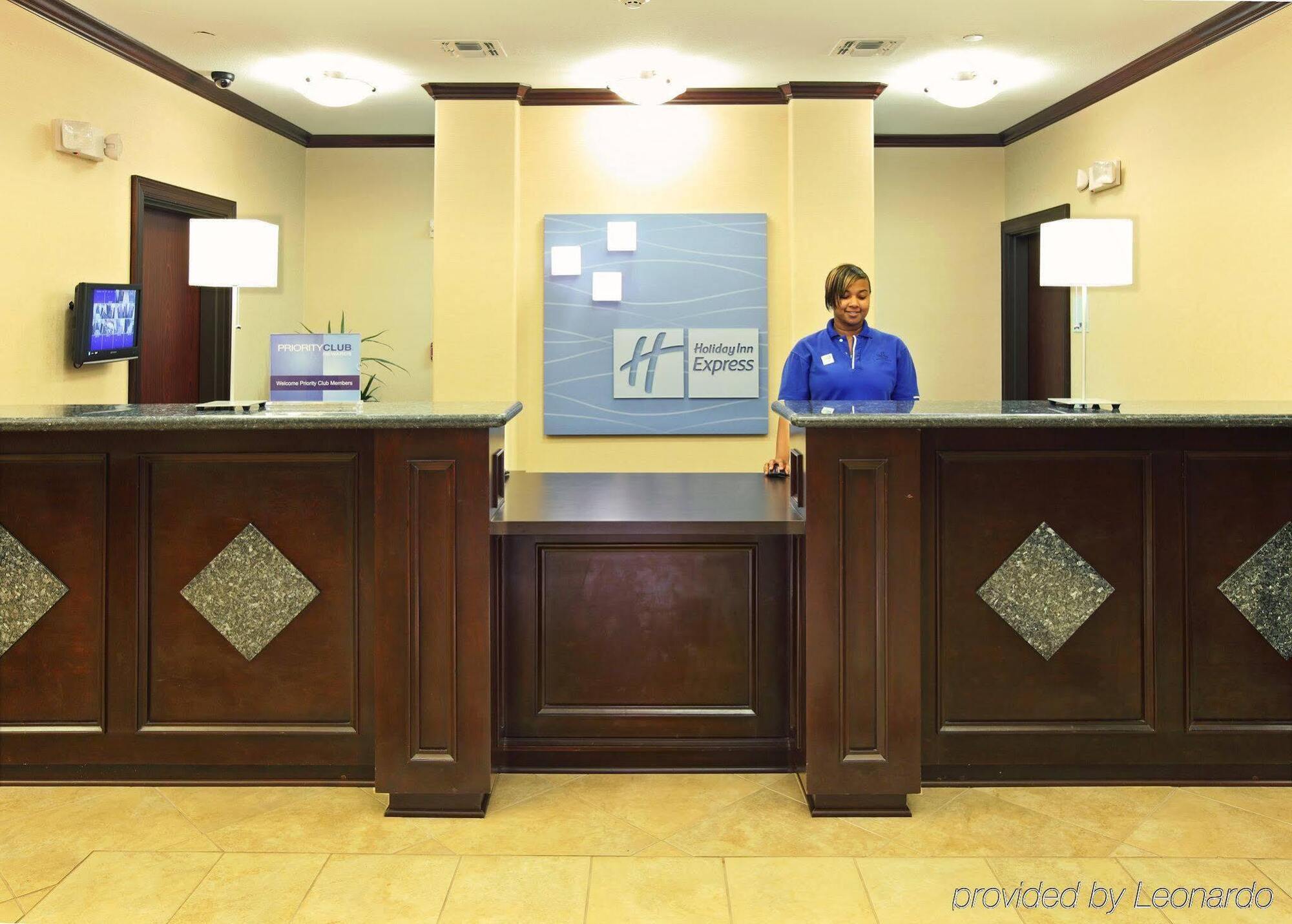 Holiday Inn Express Hotel & Suites Henderson - Traffic Star By Ihg Εξωτερικό φωτογραφία